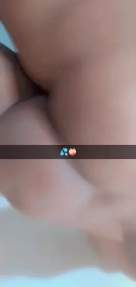 Can I make someone's dad hard ? 👅🍑