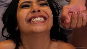 Aaliyah Hadid bukkake 💦😍