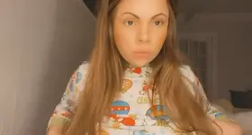 Do you like when girls suck their own nipples? 🥵🙈 or would you prefer suck them for me? [f]19