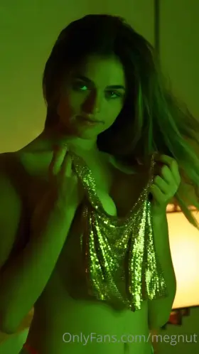 M3gnutt new vids - F0lder B3l0w