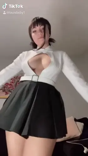 TikTok slut upskirt