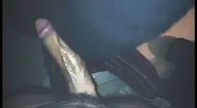 Any straight/curious guys in nyc that love a good throat? Hmu.