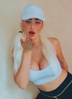 Looking for my daddy😈