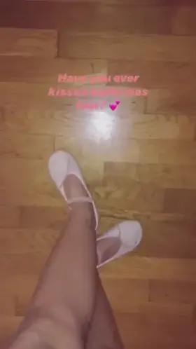 A little ballerina here 🩰🩰