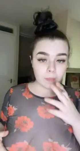 Anyone else smoke? 💨