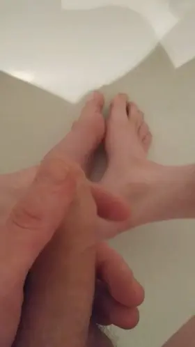 (M43). Straight guy pissing over my feet