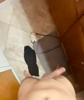 I love swinging my cock