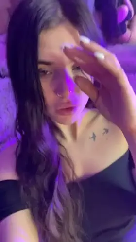 It's almost bikini season... would you check me out on the beach? 🌊🌞