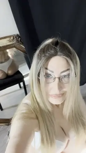 Ready to dirty with you baby! check my profile to see more 😇