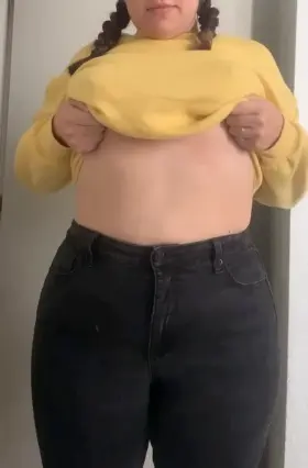 [OC] Do you like my mommy curves?