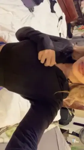 4'11 and 97 lbs 18 year old at your service :)